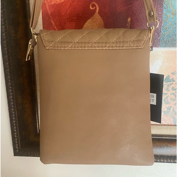 SOLD❌Calista BEE❌ 🐝 -UTIFUL Quilted Crossbody Shoulder Bag Purse - Picture 2 of 12
